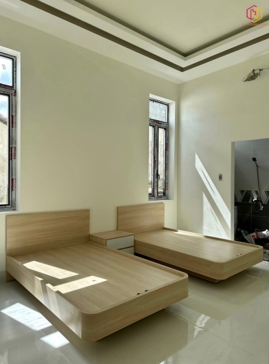 Chị Ngân, anh Đậm - Bình Dương